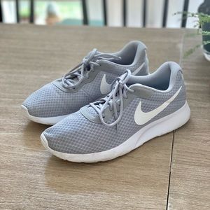 Nike Gray Running Shoes (10.5)